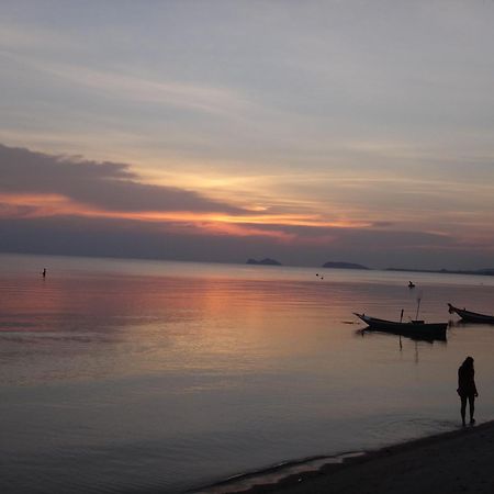 Neptune'S Villa Ko Pha Ngan Buitenkant foto